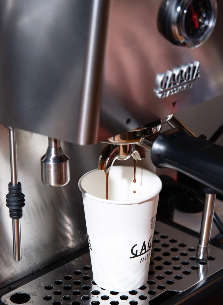 השקת מכונת אספרסו Gaggia Classic GT בארץ, בוועידת הקפה של ישראל. צילום: יעקב בלומנטל