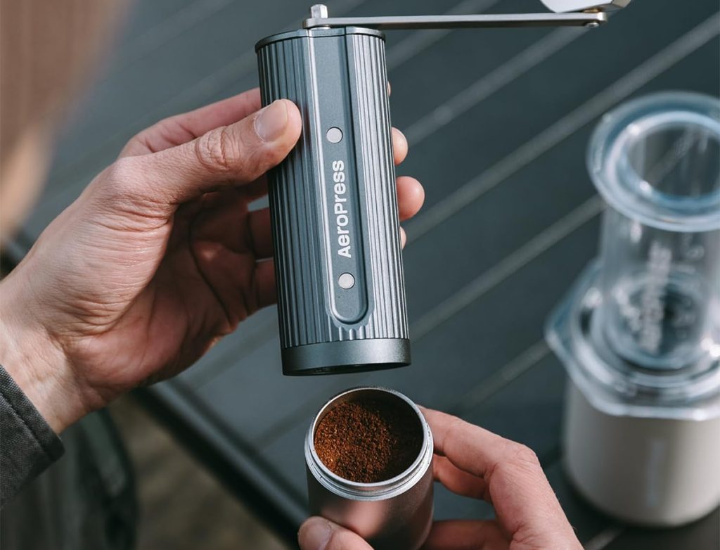 מטחנת קפה ידנית חדשה של אירופרס. צילום: באדיבות Aeropress