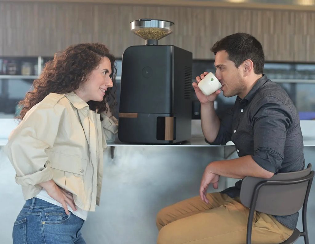 מכונת קלייה חדשנית עם טכנולוגיה חדשה. צילום: באדיבות ansā