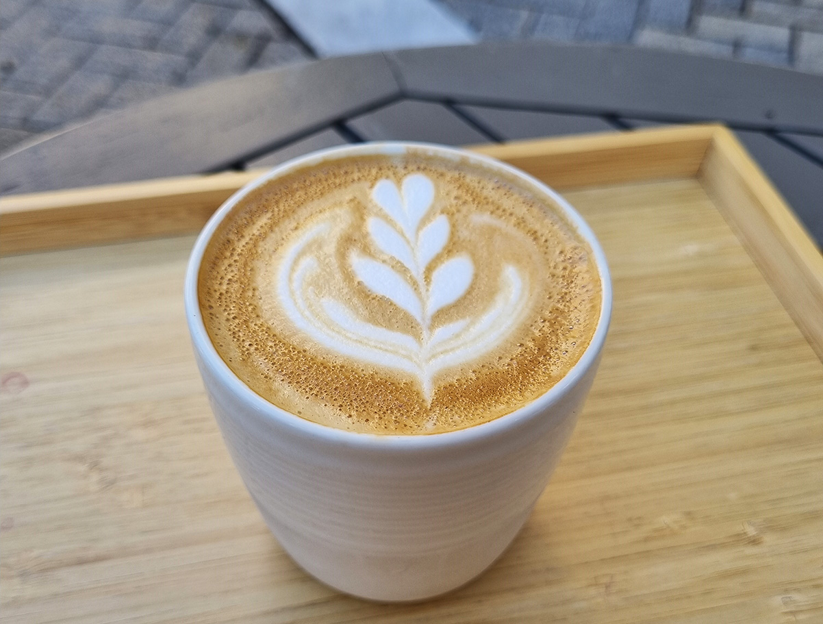 כוס הקפה הטעימה באתונה - Myller Coffee Shop. צילום: עיינה ברק