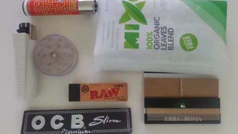 אביזרי עישון בסיסיים. צילום: שותים