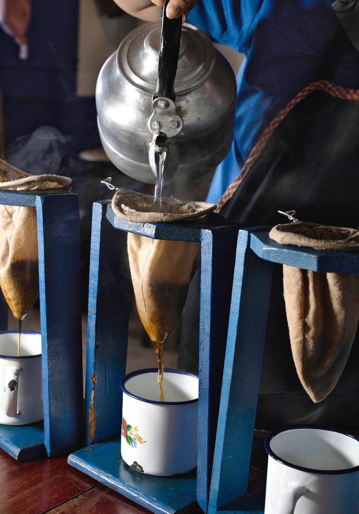 Chorreador פילטר קפה קוסטה ריקני. צילום: Loren Biser