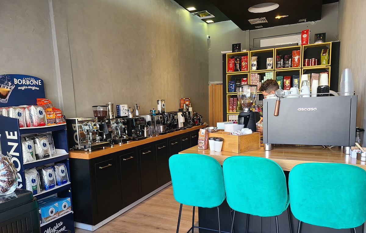 חנות אישקפה בראשון לציון. צילום: מגזין שותים