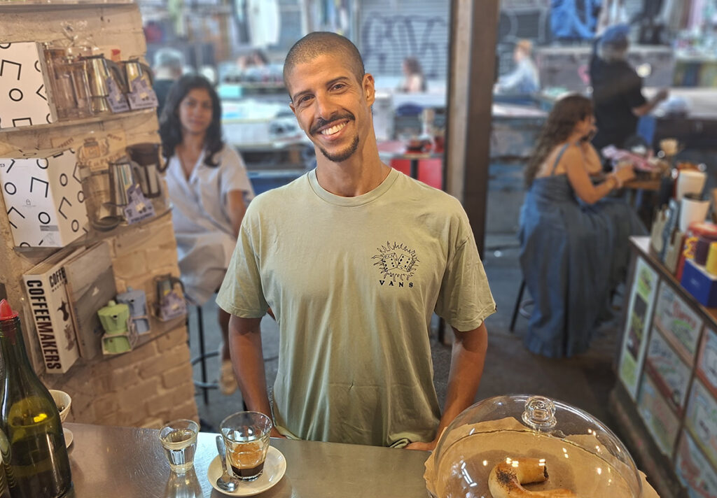 "מחול מודרני השאיר אותי נפעם" - הרקדן אורי משה עפרי (צילום: איתי שקד)