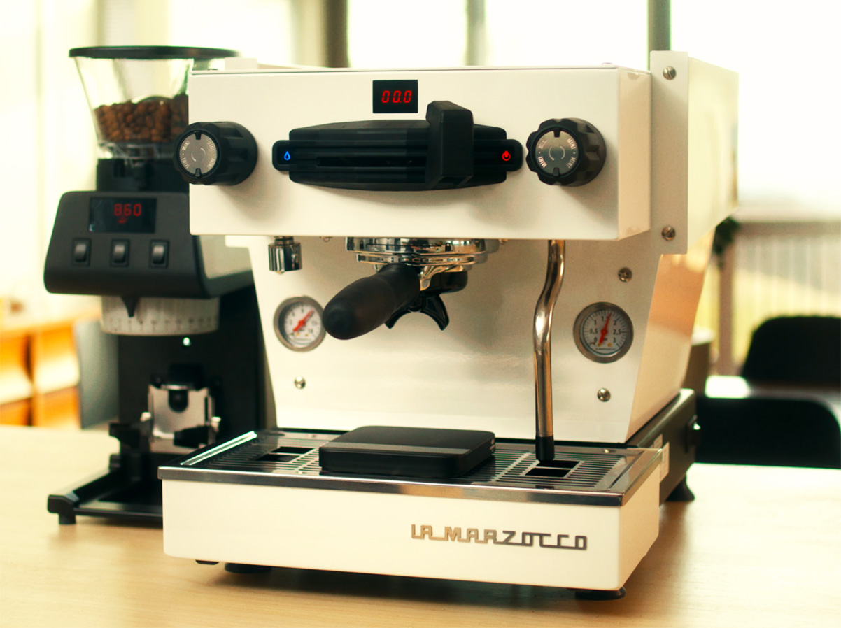 מכונת קפה La Marzocco Linea Mini החדשה, דגם 2024. צילום: לה מרזוקו