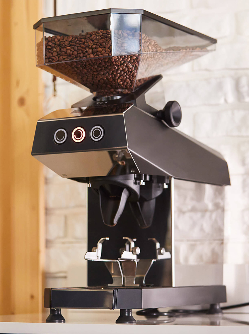 מטחנת קפה לה מרזוקו Swan. צילום: La Marzocco