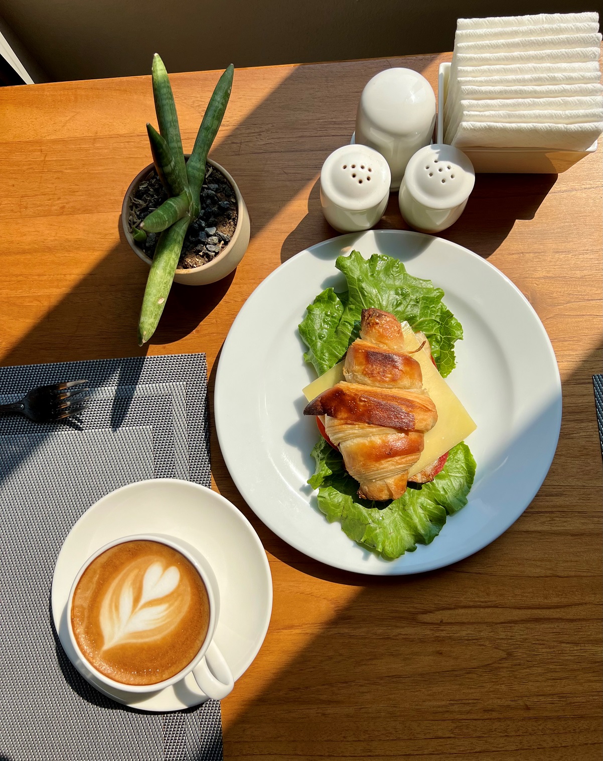 רמה גבוהה באקדמיה למלונאות ומסעדנות בלאוס. צילום: דיקלה דנינו