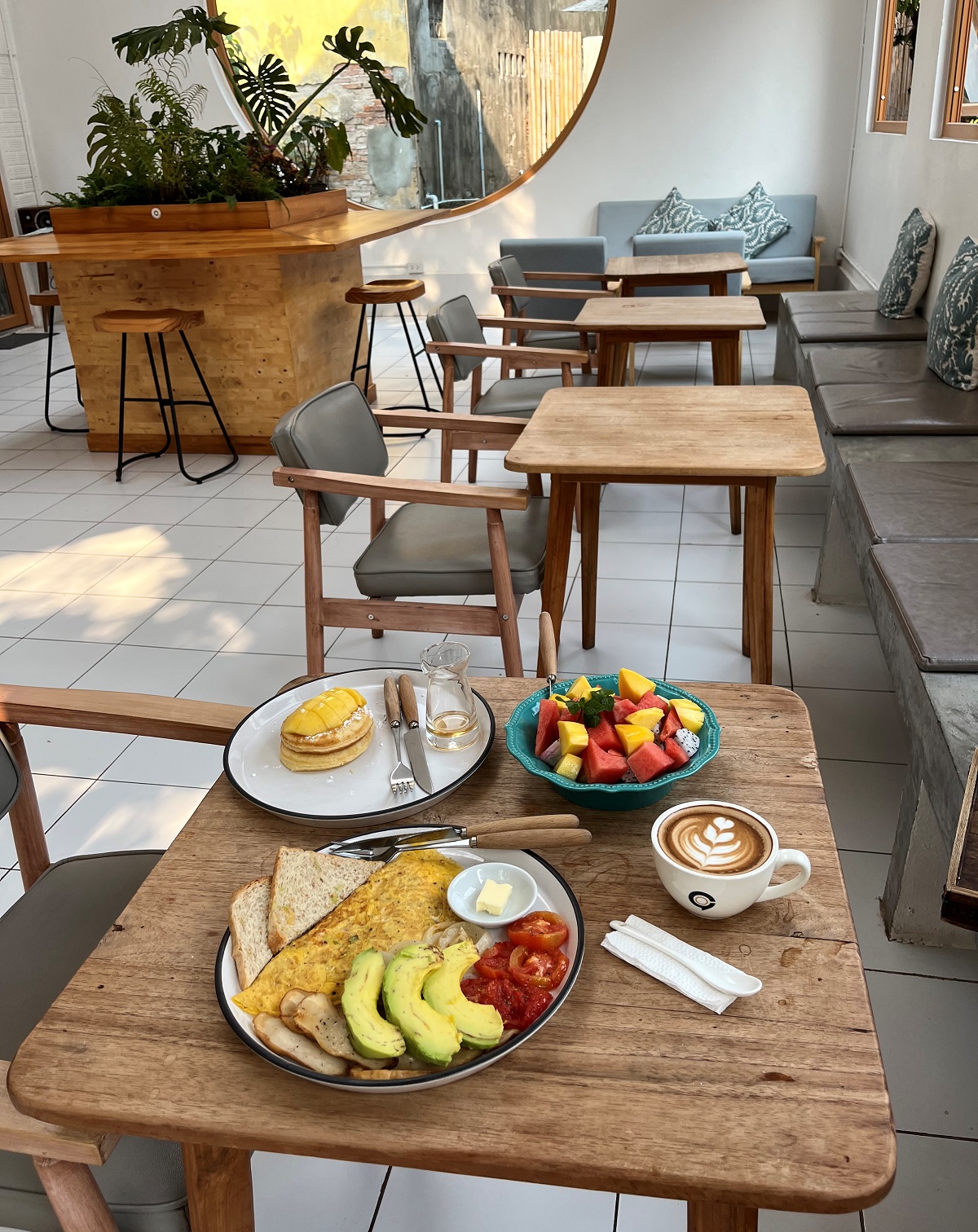 הכי אינסטגרמי, Comma Coffee ב-Luang Prabang. צילום: דיקלה דנינו