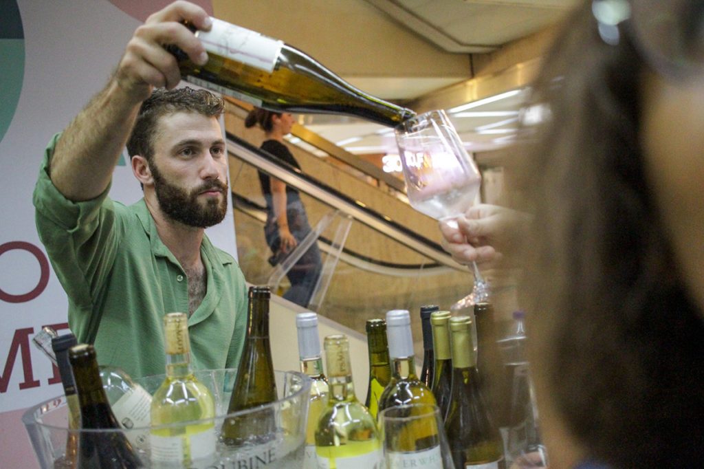 פסטיבל יין בגן העיר בתל אביב. צילום: מור יוסף