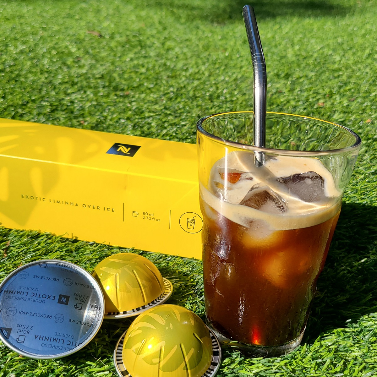 קפה קר עם קפסולות נספרסו בטעם לימונענע. צילום: מגזין שותים