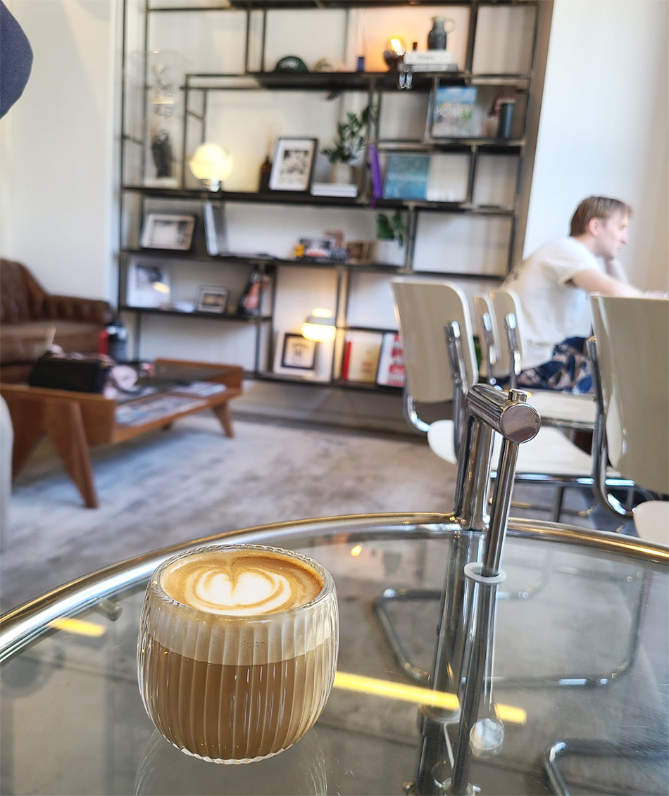 קורטדו בבית הקפה NORISH בתל אביב. צילום: מגזין שותים