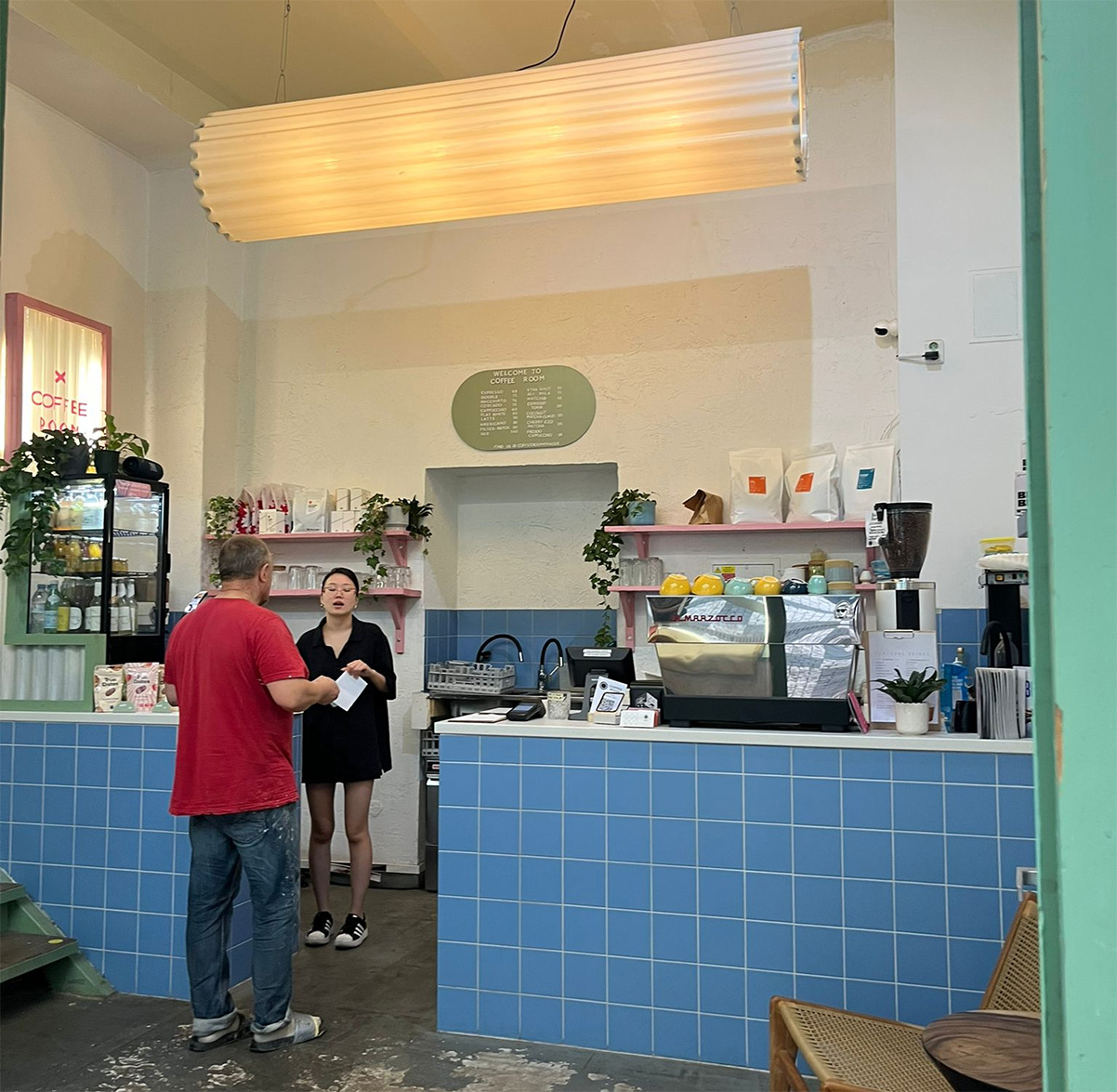 בית קפה חמוד וטוב, אבל לא משהו מיוחד - Coffeeroom. צילום: אנירן ארליך