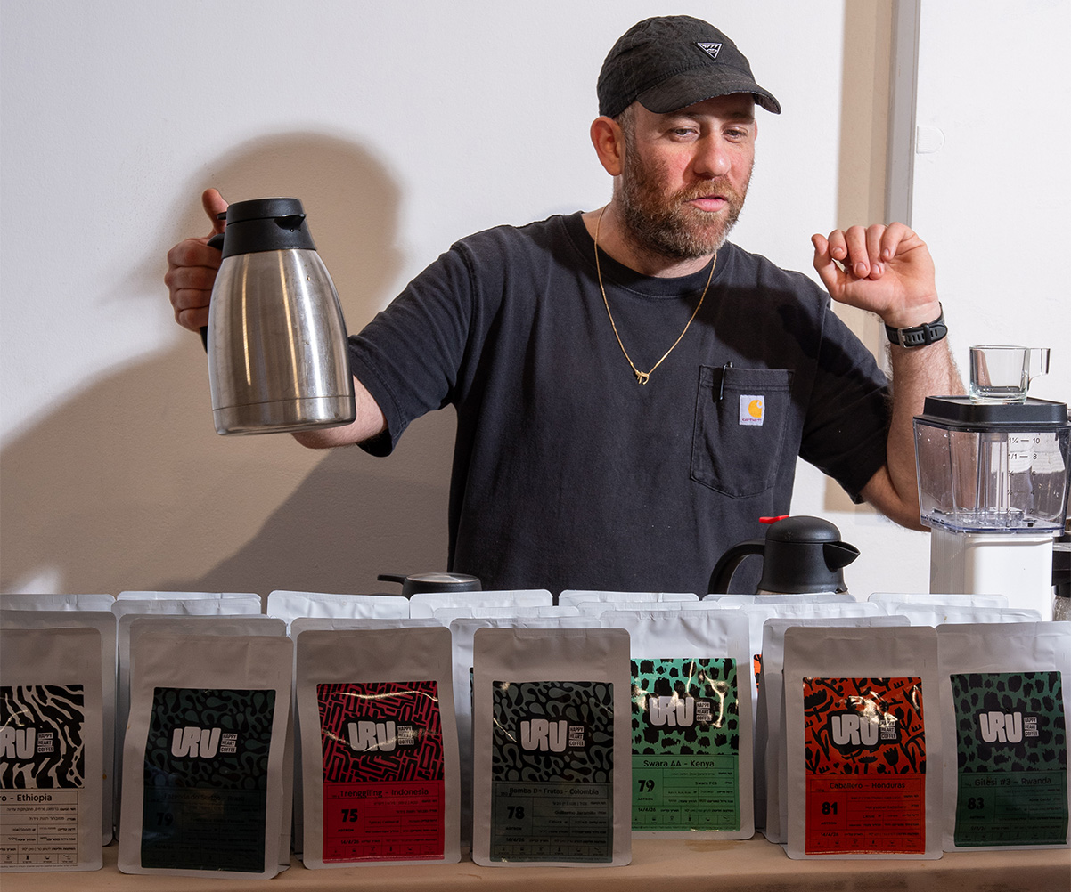 טל רוזנבאום מקפה URU בפסטיבל "חגיגה של קפה" 2026 של מגזין שותים. צילום: יעקב בלומנטל