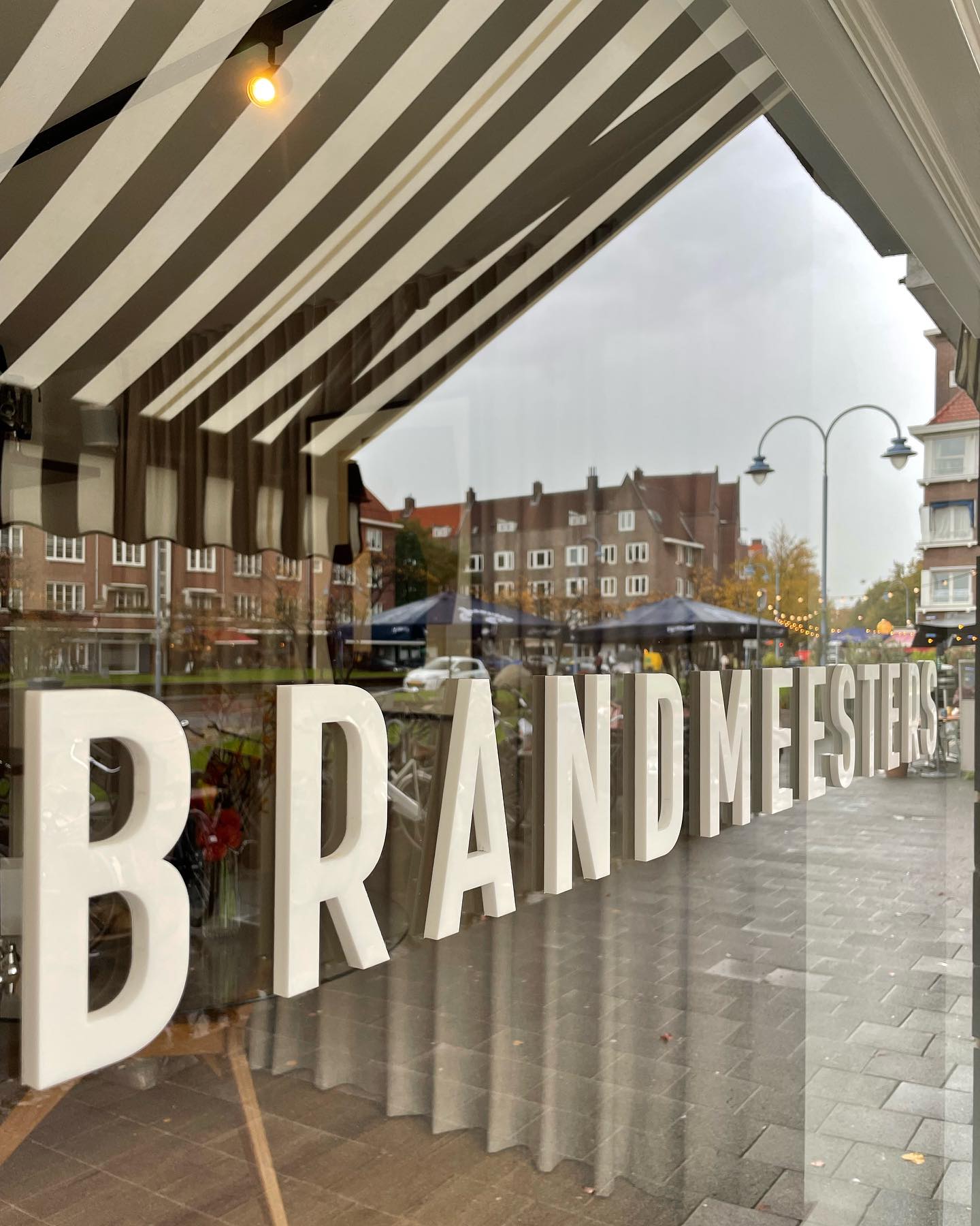 "קולד ברו ברמות שאין לתאר". צילום: IG/brandmeesters