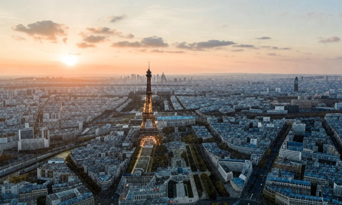 שקיעה בפריז. אילוסטרציה