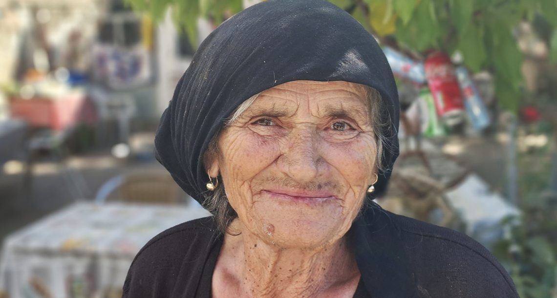 הקפה היווני בטברנה של קתרינה הצליח לסתום לי את הפה