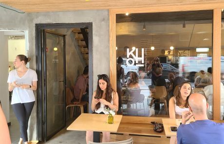 6 בתי קפה חדשים יחסית בתל אביב, שמגישים פולי ספיישלטי מקלייה מקומית