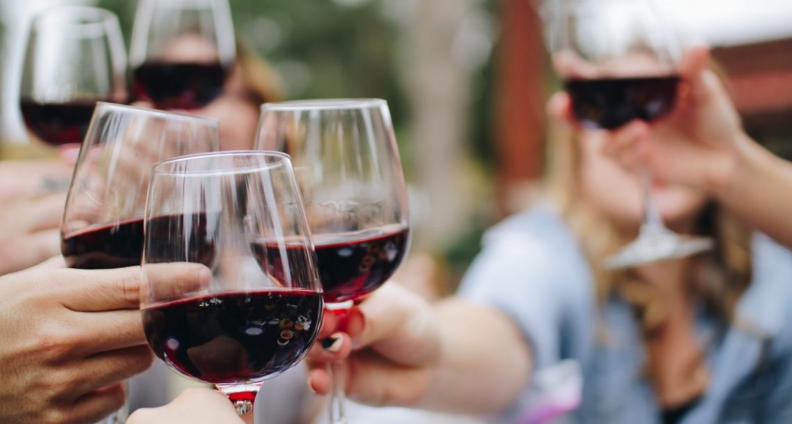 4 כוסות לליל הסדר: יינות ישראליים חדשים, פסטיבלים ותחרות יין